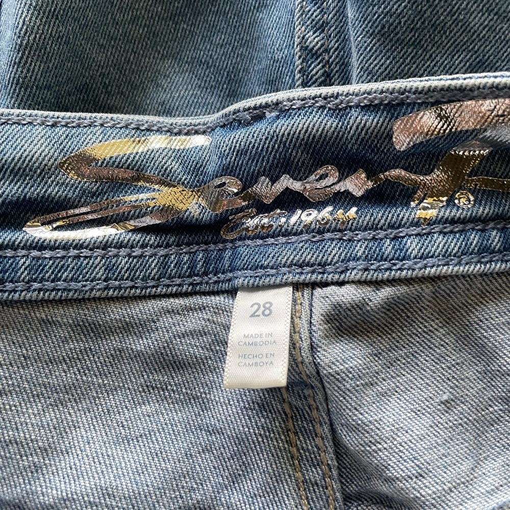 NWOT Seven 7 Women's Size 28 Mid-Rise Straight Jeans - Picture 6 of 15